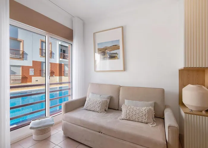 Almadrava House アパート *