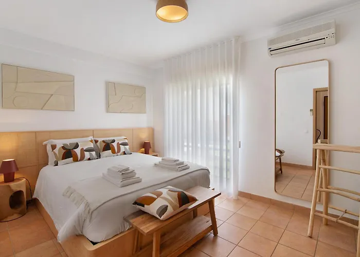 Almadrava House タヴィラ